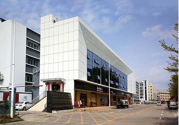 靖江住宅公寓幕墙修缮